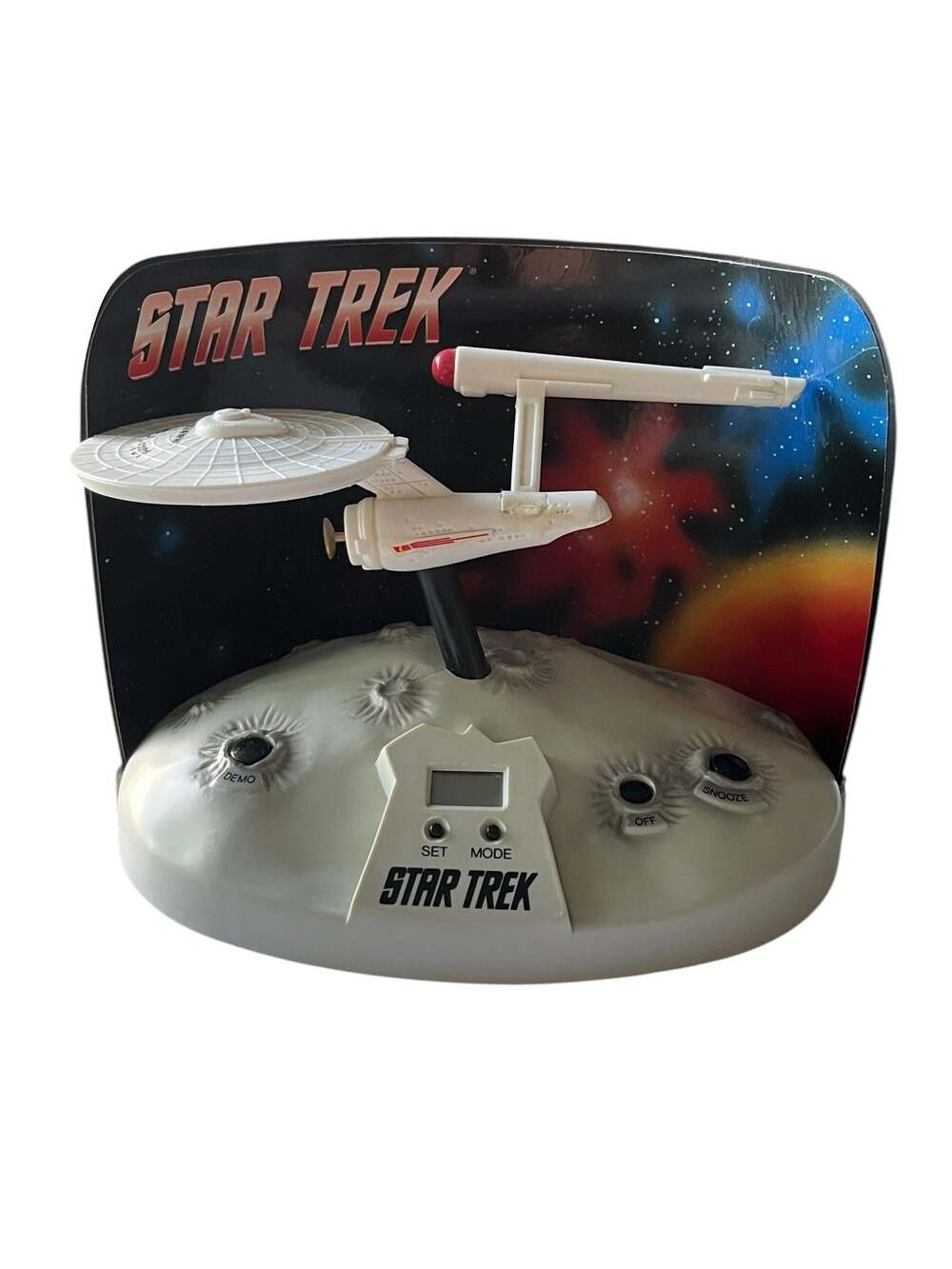 1993 Star Trek USS Enterprise NCC-1701 Talking Alarm Clock